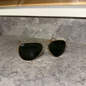 Ray-Ban Gold Aviator Sunglasses